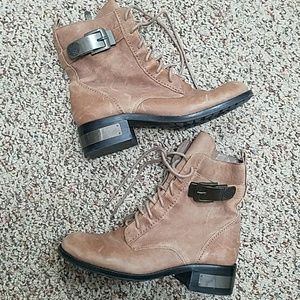 VINCE CAMUTO COMBAT BOOTS